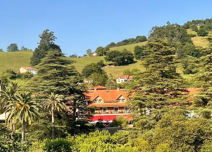Hébergement de vacances Casona - Monabri Puente Viesgo